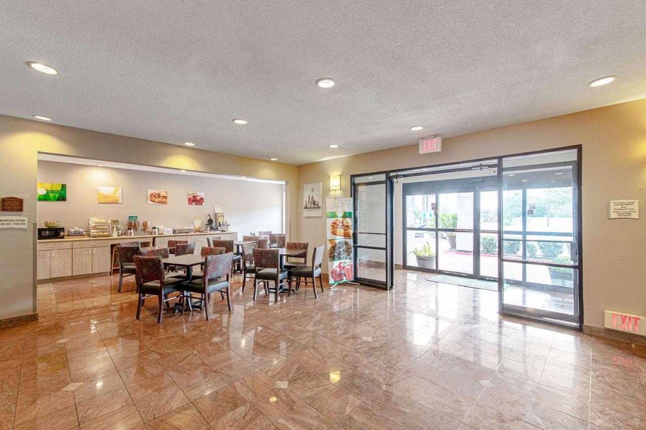 Quality Suites Austin Ngoại thất bức ảnh